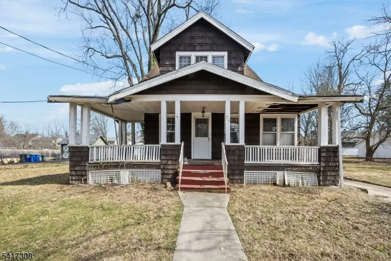 610 Watchung Rd, Bound Brook Boro, NJ 08805