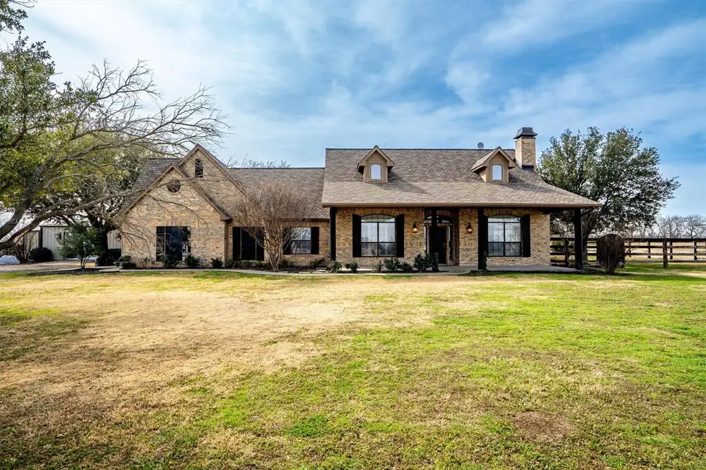 6210 Deer Run Road, Sanger, TX 76266