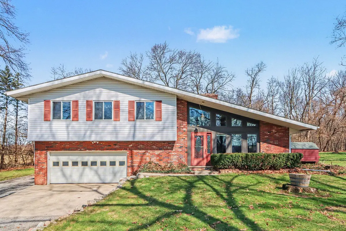 24460 County Road 375, Almena Twp, MI 49071