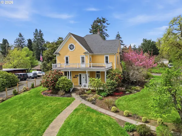 653 S RIVER RD, Cottage Grove, OR 97424