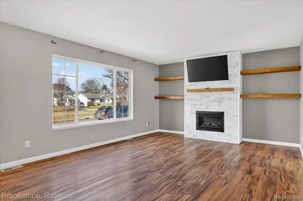 116 Maple BLVD, Monroe, MI 48162