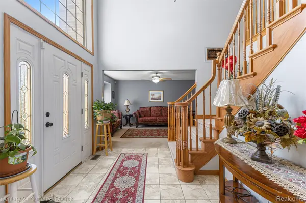 13120 Sawgrass CT, Taylor, MI 48180