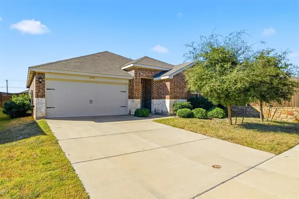 1513 Stinnett Drive, Forney, TX 75126