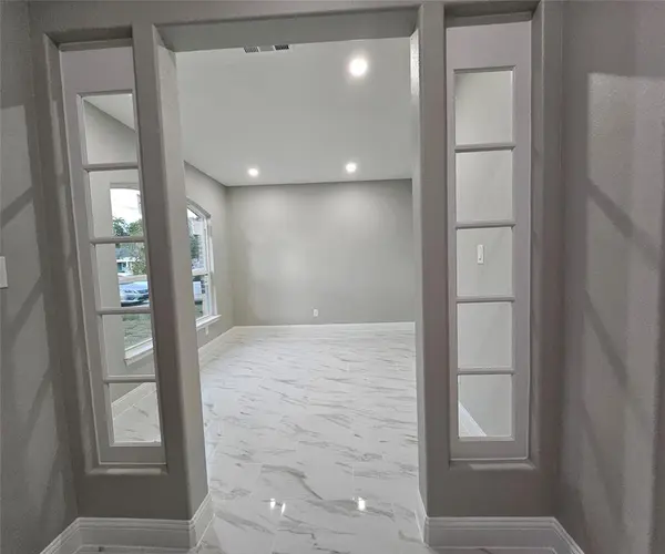 202 E 1st North Street, Kaufman, TX 75142