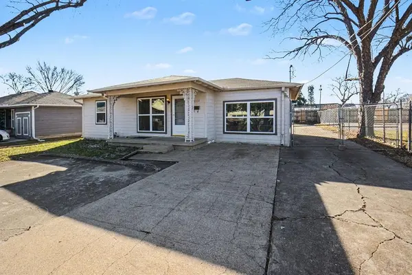 1004 18th Place, Plano, TX 75074