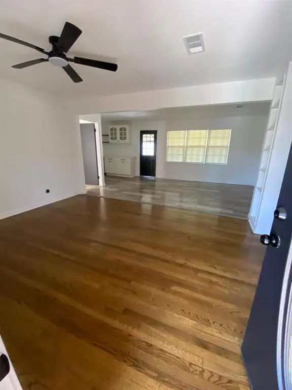 7911 Komalty Drive, Dallas, TX 75217