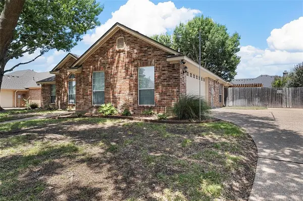 211 Desert Sky Drive, Waco, TX 76657
