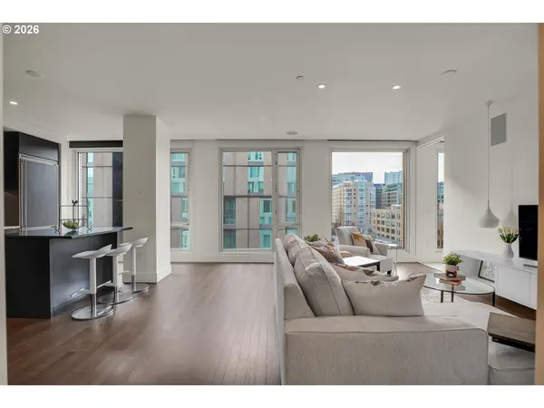 937 NW GLISAN ST #735, Portland, OR 97209