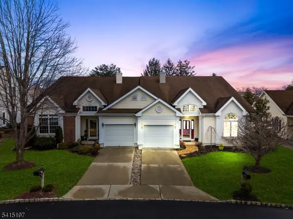 27 Chandler Ct, Monroe Twp., NJ 08831