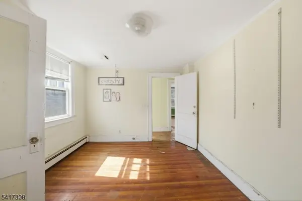 610 Watchung Rd, Bound Brook Boro, NJ 08805