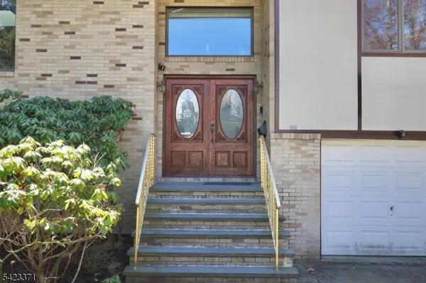 442 Marlboro Rd, Englewood City, NJ 07631