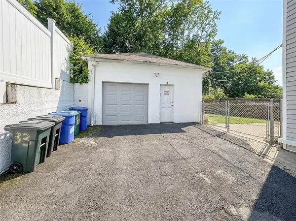 33 Hope AVE, Staten  Island, NY 10305