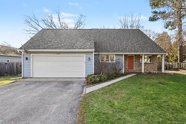 3342 Washington AVE, St. Joseph Twp, MI 49085