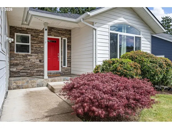 2260 IBSEN AVE, Cottage Grove, OR 97424