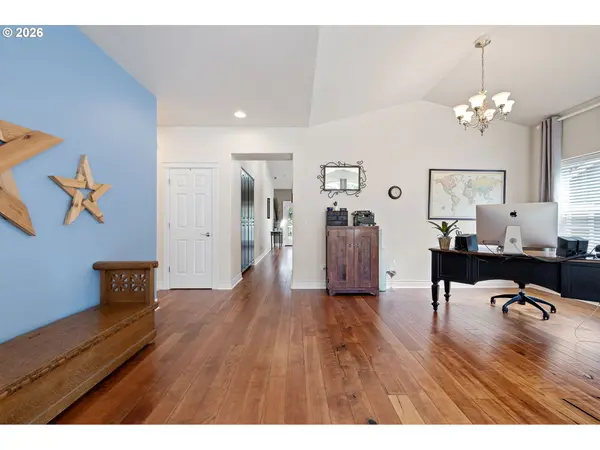 2260 IBSEN AVE, Cottage Grove, OR 97424