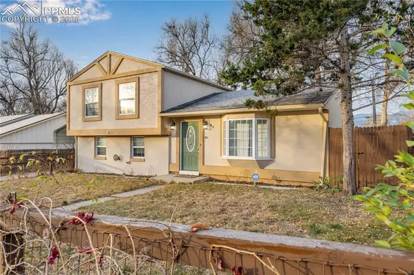 26 ARRAWANNA ST, Colorado Springs, CO 80909