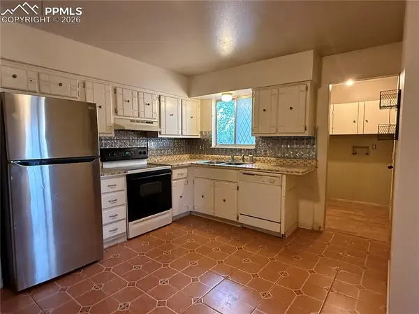 322 Iris DR, Fountain, CO 80817