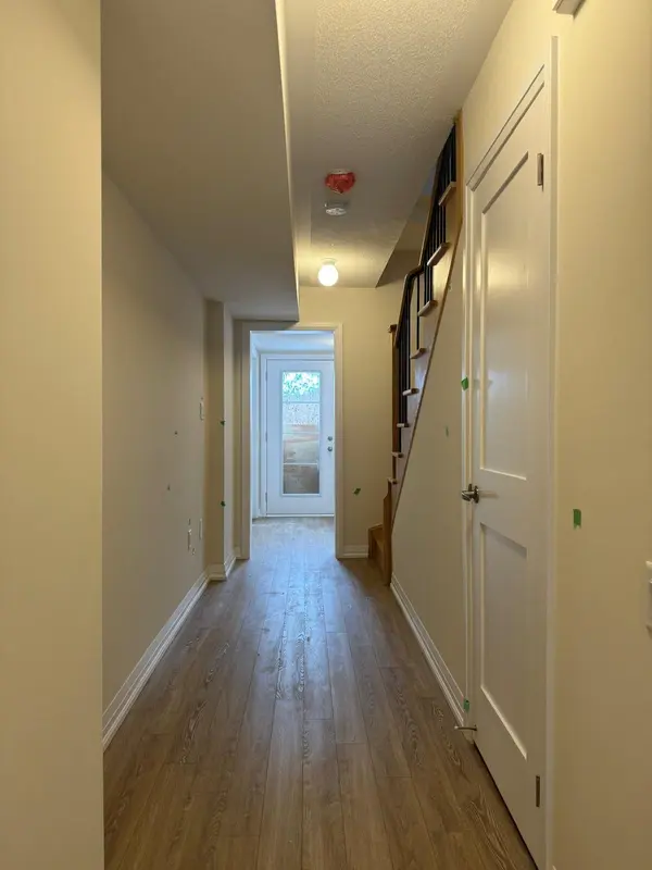 34 Coote CT, Pickering, ON L1T 0P5