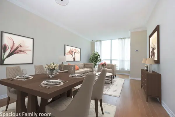 340 Watson St ST W #1209, Whitby, ON L1N 9G1