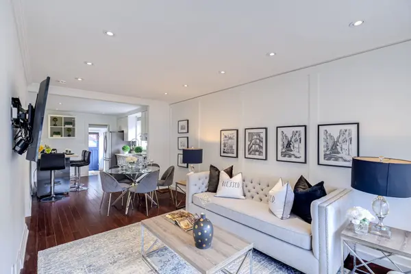 1105 Greenwood AVE, Toronto E03, ON M4J 4E5