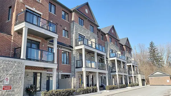 196 Pine Grove RD #26, Vaughan, ON L4L 0H8