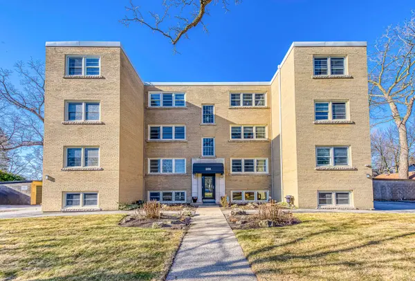 288 Reynolds ST #1, Oakville, ON L6J 3L4
