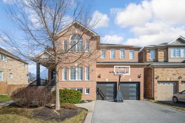 44 Dunvegan CRES, Brampton, ON L7A 2Y2