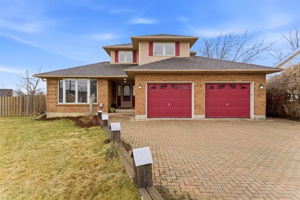 72 WADE RD, West Lincoln, ON L0R 2A0