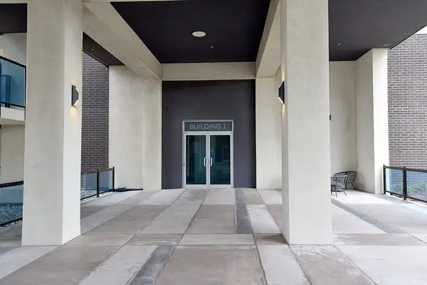 16 Concord PL #145, Grimsby, ON L3M 0J1