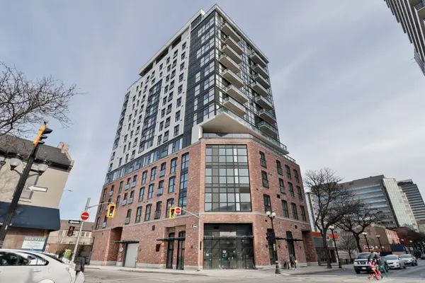 206 King ST W #PH1, Hamilton, ON L8P 1A5