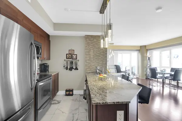 90 Landry ST #1104, Vanier And Kingsview Park, ON K1L 0A9