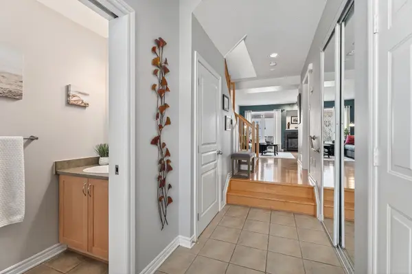 229 Saddlesmith CIR, Kanata, ON K2M 2Z1