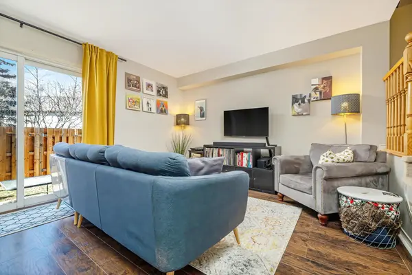 30 Imperial RD S #70, Guelph, ON N1K 1Y2