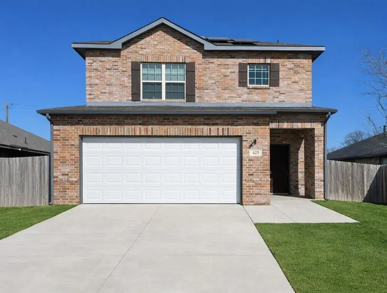 625 E Powell Avenue, Fort Worth, TX 76104