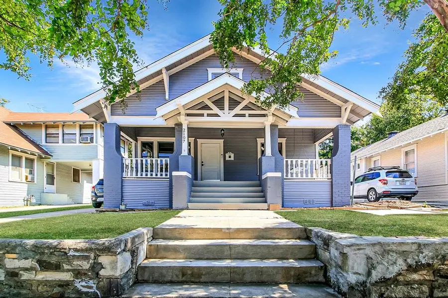 2107 College Avenue, Fort Worth, TX 76110