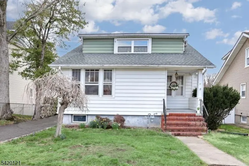 5 Prospect St, Hawthorne Boro, NJ 07506