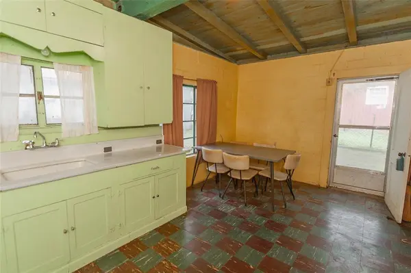 137 Center Loop, Whitney, TX 76692