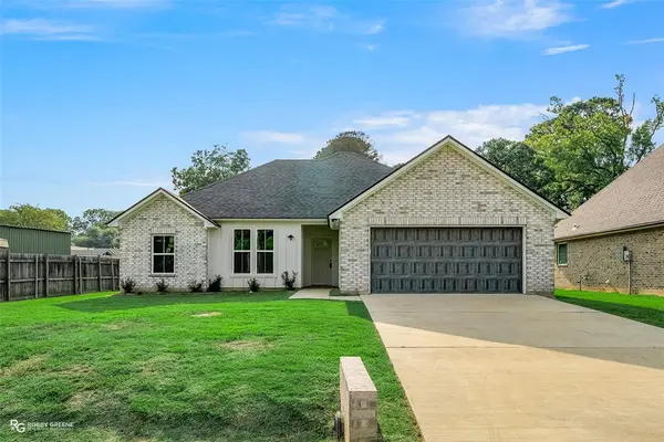168 Katie Circle,  Blanchard,  LA 71107
