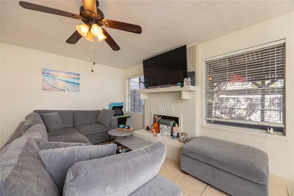 4806 Rollingwood Court, Garland, TX 75043