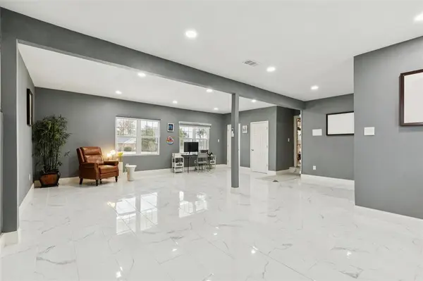 102 Woodland Drive, Highland Village, TX 75077