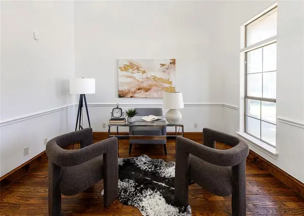 3606 S Versailles Avenue, Dallas, TX 75209