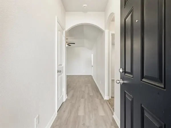 2413 Hawkwood Court, Fort Worth, TX 76123