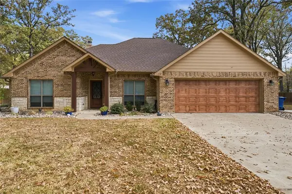 120 Paseo Patricia Street,  Gun Barrel City,  TX 75156