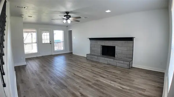 108 Willow Lake Lane, Crandall, TX 75114