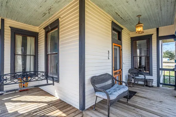 826 W Morton Street, Denison, TX 75020