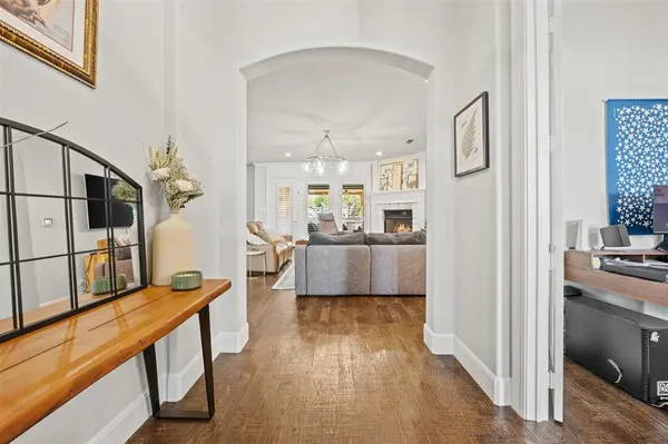 137 Sullivan Way, Waxahachie, TX 75167