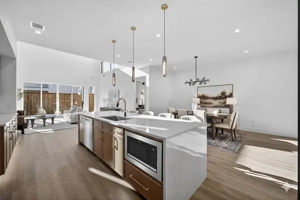 3215 Wake Street, Dallas, TX 75212