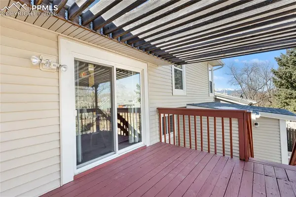 4856 Iron Horse TRL, Colorado Springs, CO 80917