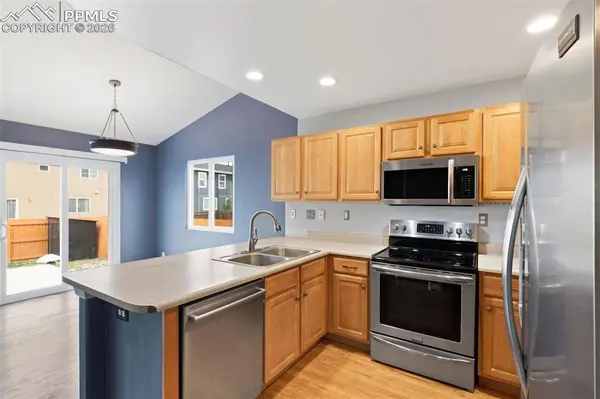 1858 Silver Meadow CIR, Colorado Springs, CO 80951