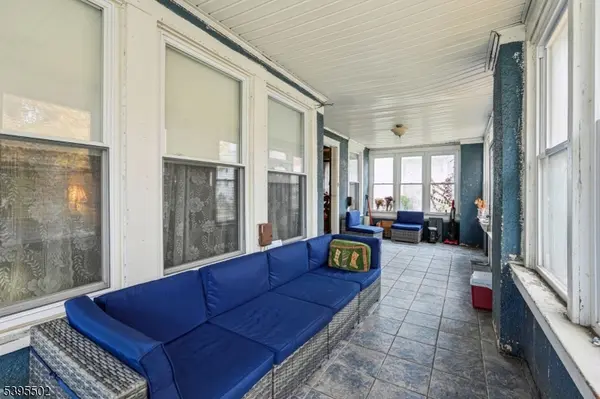 77 Shephard Ave, Newark City, NJ 07112